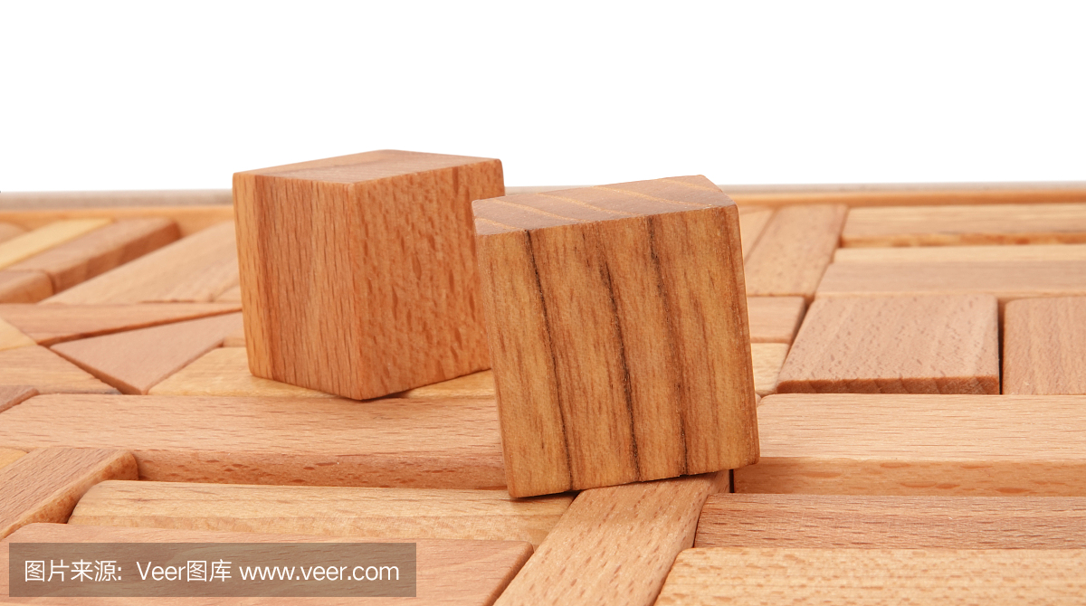 木制的积木玩具,木制的立方体玩